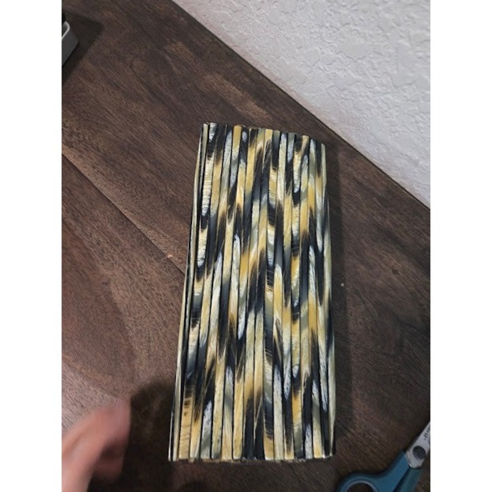 Tory Burch Kerry Resin Clutch - Picture 5 of 13